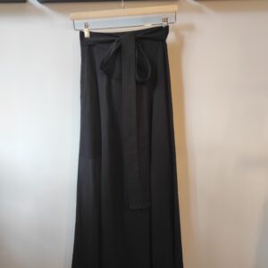 Letnia czarna spódnica &Other Stories